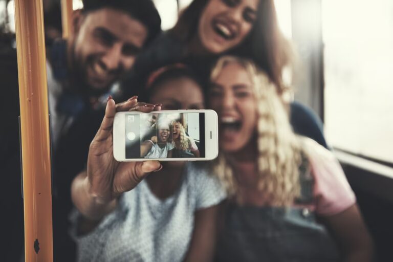 how-to-make-friends-online-uk